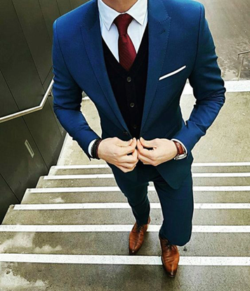 Picture of Blue suit with black waistcoat