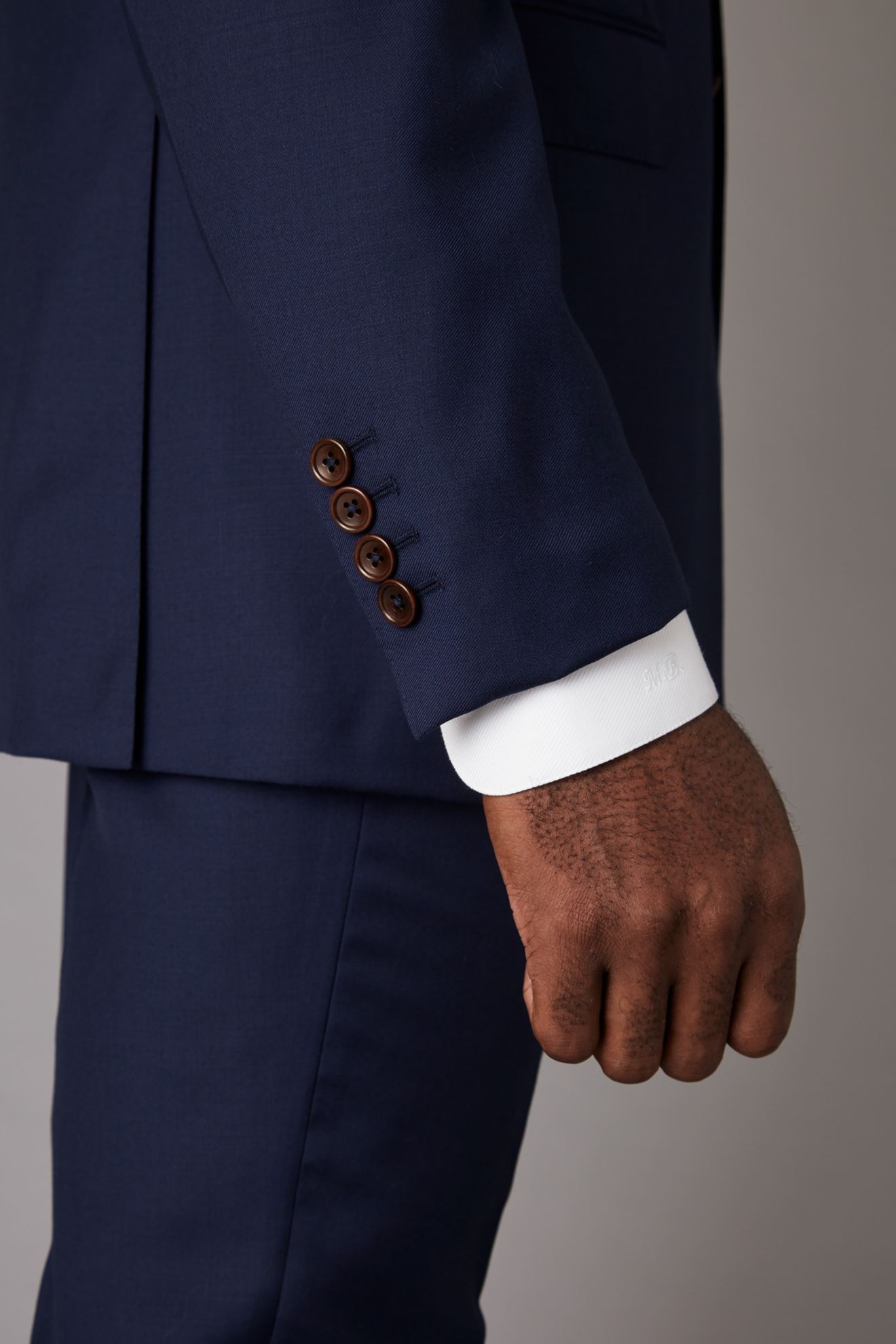 Picture of Navy blue two-piece suit